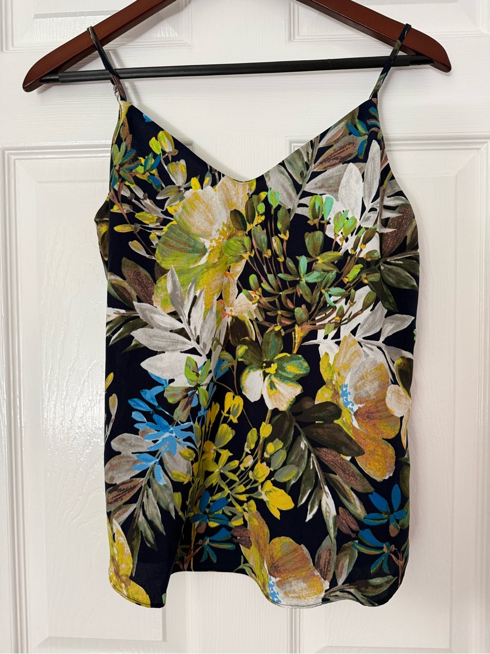 Women's Black Floral Strapless-Look Slip Top